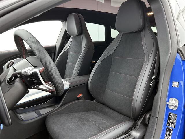 Mercedes-Benz Cla Shooting Brake 250+ Business Solution AMG 85 kWh | Nightpakket | Trekhaak | Vast panoramadak | Sportstoelen | Massagefunctie | URBAN GUARD | 18 inch vijfspaaks lichtmetalen AMG-velgen |