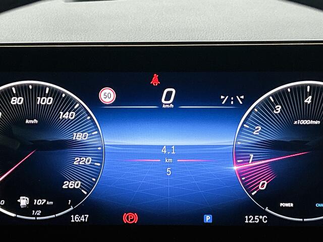 Mercedes-Benz Cla Shooting Brake 180 Business Solution AMG | AMG Line Plus pakket | Panoramaschuifdak | Memorypakket | Head-up display | Augmented Reality navigatie | 360°-camera | 19 inch AMG velgen |