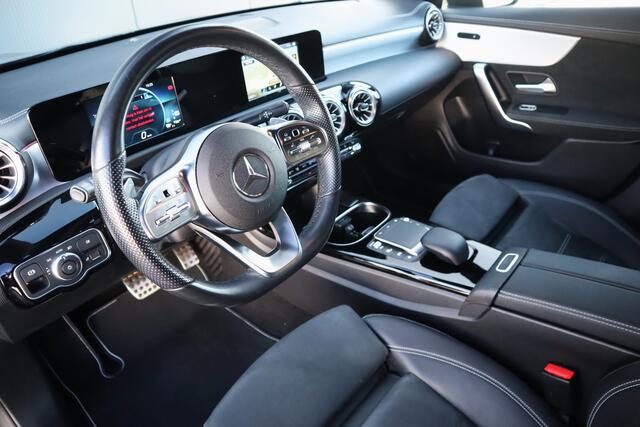 Mercedes-Benz Cla Shooting Brake 250 e Business Solution AMG Limited Sportstoelen Night-pakket Sfeerverlichting Led