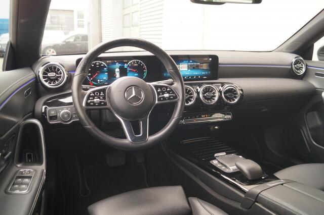 Mercedes-Benz Cla Shooting Brake 250e Business Solution Luxury Limited -LEER-