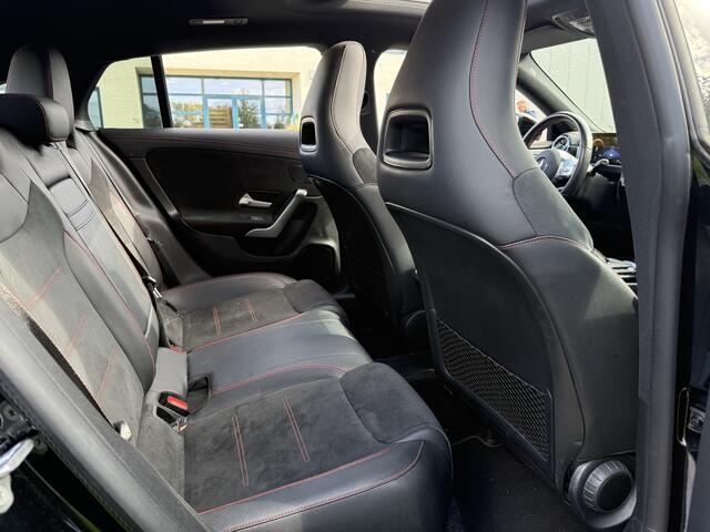 Mercedes-Benz Cla Shooting Brake BWJ 2022 250 e Business Solution AMG Limited PANODAK | KEYLESS | TREKHAAK | CARPLAY | SFEERVERLICHT. | CAMERA | ELEK. KLEP | STOELVERW. | NWE APK