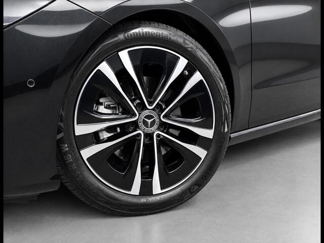 Mercedes-Benz Cla Shooting Brake 180 Star Edition Luxury | Panoramadak | Night Pakket | Apple CarPlay | Android Auto | Sfeerverlichting | Stoelverwarming | Parkeersensoren | Achteruitrijcamera | Elektrisch inklapbare buitenspiegels