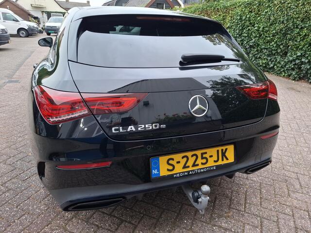 Mercedes-Benz Cla Shooting Brake 250 e LED/PDC/NAVI/CRUISE/CLIMAT/TREKHAAK 160PK