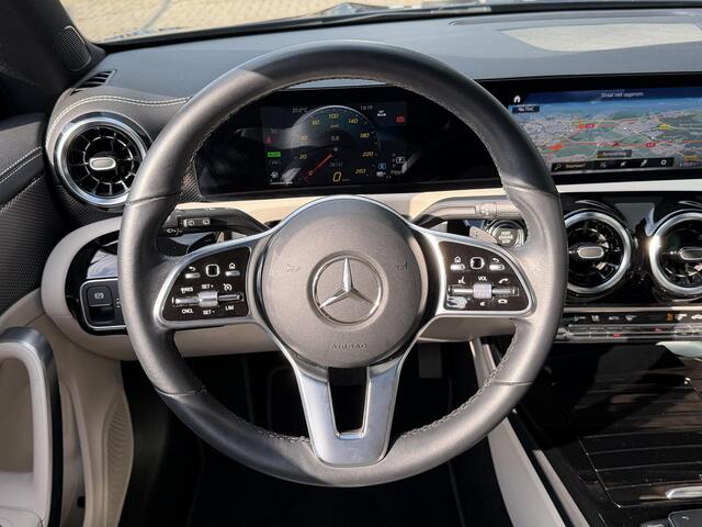 Mercedes-Benz Cla Shooting Brake 250 e Luxury Line 18"/Leder/Elektrische klep/Camera/PDC v+a/DAB/Navigatie