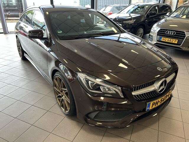 Mercedes-Benz Cla Shooting Brake 180 Bus. Sol. AMG 88 DKM NL Auto BJ 2017 !!!