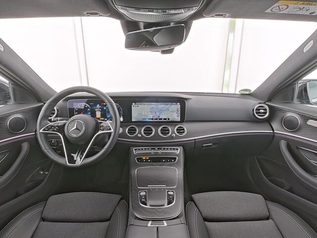 Mercedes-Benz E-KLASSE 300 e Avantgarde Distronic WideScreen LED Camera