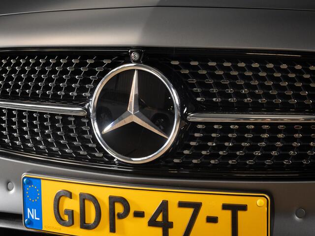 Mercedes-Benz E-KLASSE 200 AMG Line Premium PLUS | Panorama dak | Trekhaak