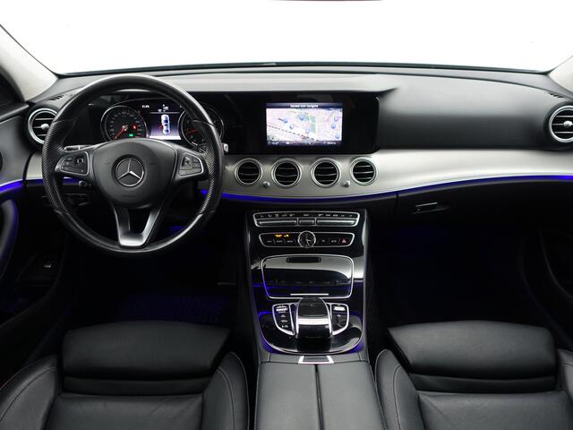 Mercedes-Benz E-KLASSE 200 AMG Presige Aut- Sfeerverlichting, 360 Camera, Lane Assist, Park Assist, Xenon Led, Leder Comfort Interieur