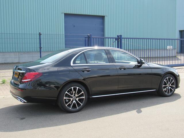 Mercedes-Benz E-KLASSE 200 d Premium Plus