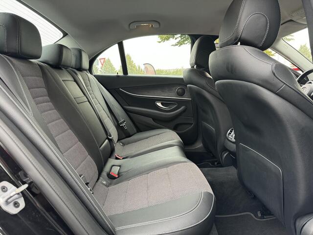 Mercedes-Benz E-KLASSE 200 Premium 1e Eigenaar,Navi,Clima,Cruise,Leder,Trekhaak,N.A.P,APK tot 06-2026