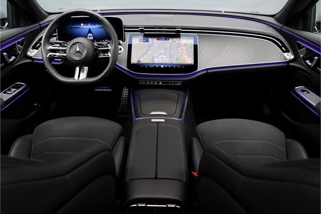 Mercedes-Benz E-KLASSE 300 e AMG Line Aut9 | Widescreen | Distronic Pro | Trekhaak | Digital Light | Panoramadak | Keyless Go | Surround Camera | Augmented Reality | Dodehoekassistent |