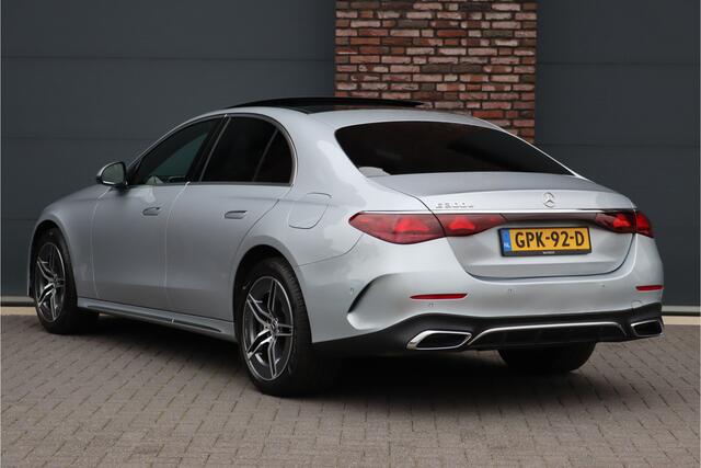 Mercedes-Benz E-KLASSE 300 e AMG Line Aut9 | Widescreen | Distronic Pro | Trekhaak | Digital Light | Panoramadak | Keyless Go | Surround Camera | Augmented Reality | Dodehoekassistent |