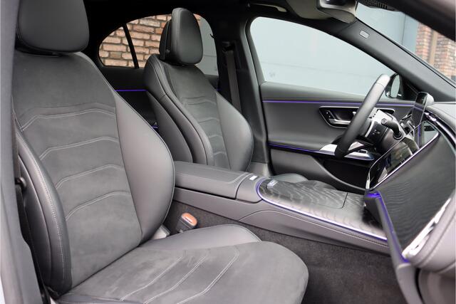 Mercedes-Benz E-KLASSE 300 e AMG Line Aut9 | Widescreen | Distronic Pro | Trekhaak | Digital Light | Panoramadak | Keyless Go | Surround Camera | Augmented Reality | Dodehoekassistent |