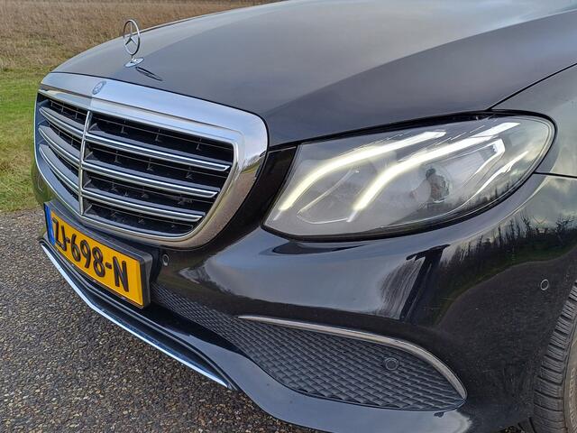 Mercedes-Benz E-KLASSE 200 Prestige | Chique uitstraling ! | Hout interieur | 19 "AMG | SFEER | LED