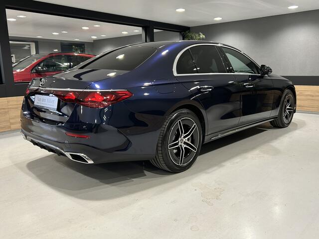 Mercedes-Benz E-KLASSE 300e AMG // Burmester 4D // Panoramadak // Headup // Distronic // Leder // Memory // 360 Camera // Stoelventilatie // Keyless