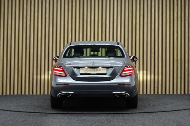 Mercedes-Benz E-KLASSE 250 Premium | Cruise-control | Dodehoekdetectie | Parkeerhulp | Rondomzicht Camera | Navigatie