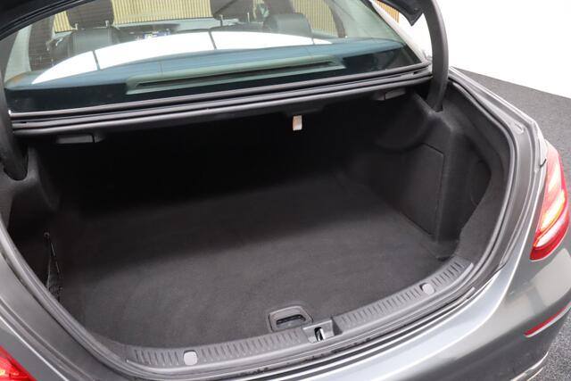Mercedes-Benz E-KLASSE 250 Premium | Cruise-control | Dodehoekdetectie | Parkeerhulp | Rondomzicht Camera | Navigatie
