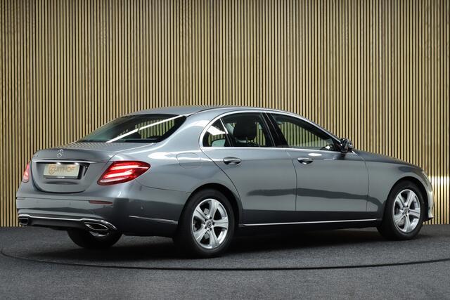 Mercedes-Benz E-KLASSE 250 Premium | Cruise-control | Dodehoekdetectie | Parkeerhulp | Rondomzicht Camera | Navigatie