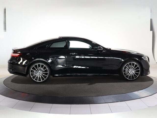 Mercedes-Benz E-KLASSE Coupé 200 AMG Line | Panoramadak | Burmester | Night pakket | 360 graden camera | Memory | Sfeerverlichting |