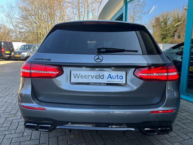 Mercedes-Benz E-KLASSE E 200 AMG Edition CarPlay, Camera, Schuifdak, 19Inch, LED
