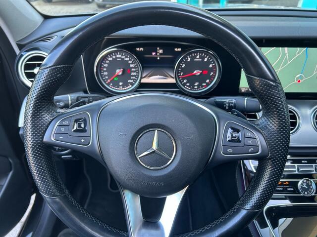 Mercedes-Benz E-KLASSE E 200 AMG Edition CarPlay, Camera, Schuifdak, 19Inch, LED