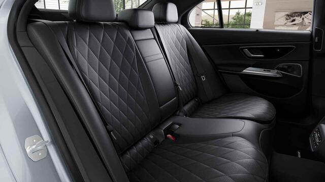 Mercedes-Benz E-KLASSE Limousine 450 4MATIC AMG Line
