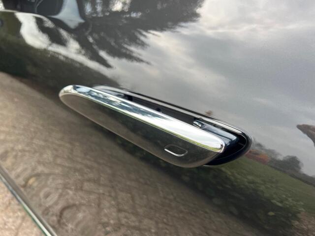Mercedes-Benz E-KLASSE E 200 AMG, Distronic, Volledig dig dashb