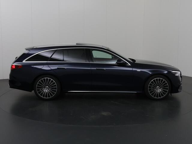 Mercedes-Benz E-KLASSE 300 e Sport Edition Rijassistentiepakket Plus | Digital light | Superscreen | 20" AMG Velgen | Panoramadak