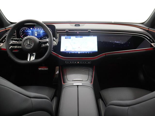 Mercedes-Benz E-KLASSE 300 e Sport Edition Rijassistentiepakket Plus | Digital light | Superscreen | 20" AMG Velgen | Panoramadak