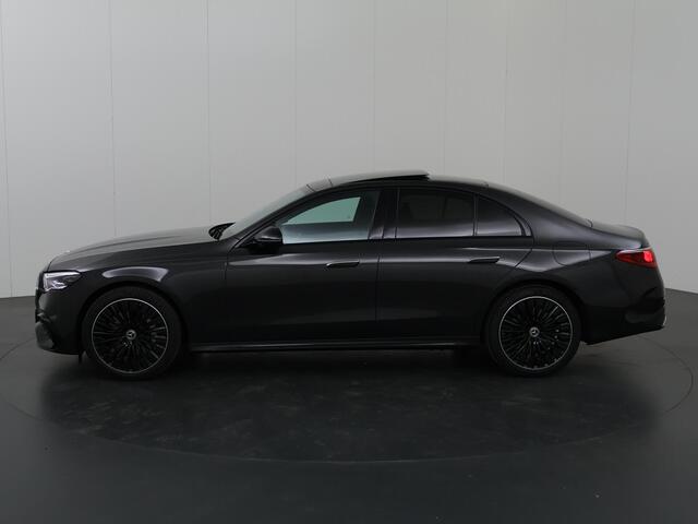 Mercedes-Benz E-KLASSE 300e AMG Line | Superscreen | Panoramadak | Night pakket | Winter pakket | Sfeerverlichting