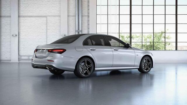 Mercedes-Benz E-KLASSE 300 e Business Solution AMG | Night | Panoramadak | Burmester | Headup | Lederen bekleding | Memory |