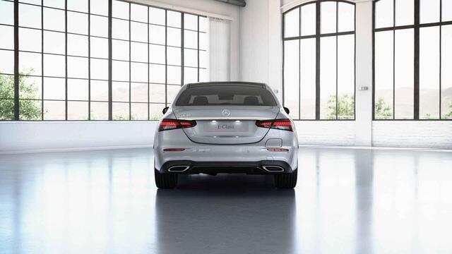 Mercedes-Benz E-KLASSE 300 e Business Solution AMG | Night | Panoramadak | Burmester | Headup | Lederen bekleding | Memory |