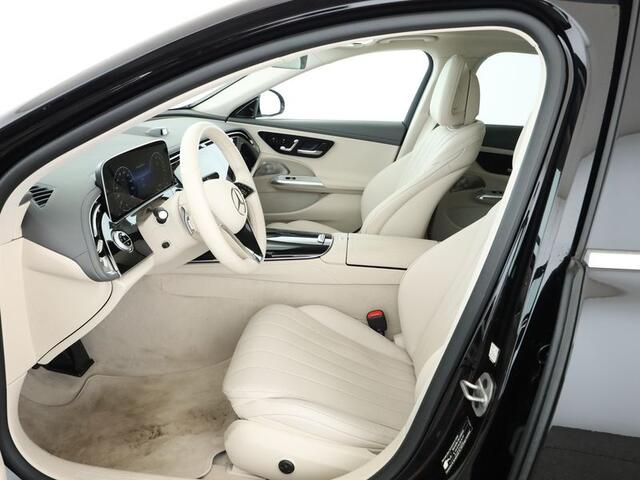 Mercedes-Benz E-KLASSE 300 e Exclusive Plug-In Hybride Premium | Panorama Schuifkanteldak | MBUX Superscreen | 20 Inch AMG Velgen | Digital light. Inclusief 24 maanden MB Certified garantie voor Europa.