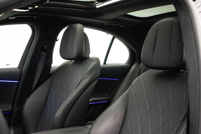 Mercedes-Benz E-KLASSE 300 e 4MATIC AMG Line |Pano|HyperScreen|Burmester|Memory|VOLL|