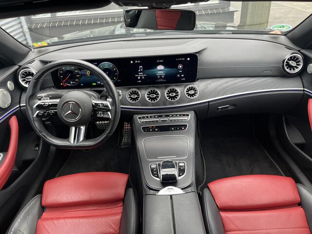 Mercedes-Benz E-KLASSE Cabrio 200 AMG Line