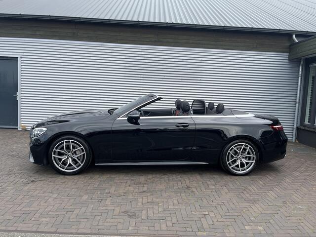 Mercedes-Benz E-KLASSE Cabrio 200 AMG Line