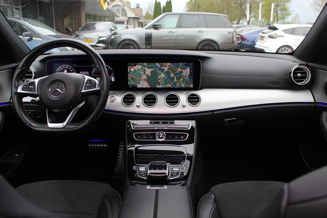 Mercedes-Benz E-KLASSE 220 d Prestige Plus / Trekhaak / Panoramadak / 360Camera / Head-up / 19'' / Memory seats / Sfeerverlichting / Leder&Alcantara / Apple CarPlay / Dodehoek / Navigatie / Stoelverwarming / Cruise Control