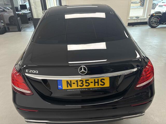 Mercedes-Benz E-KLASSE 200 Business Multibeam AMG 19" Navi Camera