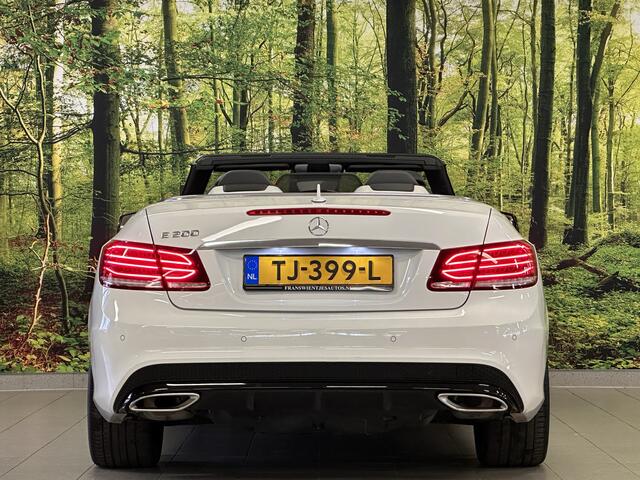 Mercedes-Benz E-KLASSE Cabrio 200 Prestige | Stoelverwarming / Nekverwarming | Parkeersensoren | LED | Elektrisch Windscherm | Cruise Control | Lichtmetaal 19" | Airconditioning |