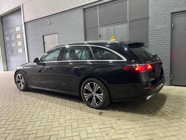 Mercedes-Benz E-KLASSE 220 d Luxury Line | ACC | BLIS | Apple Carplay | Camera | 18 Inch | Stoelverwarming