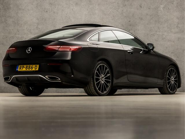 Mercedes-Benz E-KLASSE Coupé 200 AMG Sport 184Pk Automaat (SCHUIFDAK, NAVIGATIE, SFEERVERLICHTING, MEMORY SEATS, BURMESTER, 360 CAMERA, STOELVERWARMING, LEDER, ZWART HEMEL, NIEUWSTAAT)