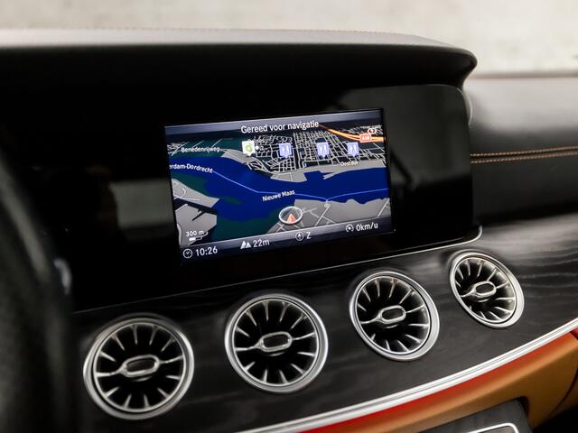 Mercedes-Benz E-KLASSE Coupé 200 AMG Sport 184Pk Automaat (SCHUIFDAK, NAVIGATIE, SFEERVERLICHTING, MEMORY SEATS, BURMESTER, 360 CAMERA, STOELVERWARMING, LEDER, ZWART HEMEL, NIEUWSTAAT)