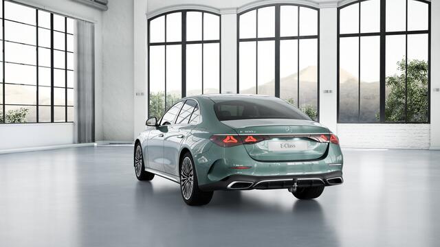 Mercedes-Benz E-KLASSE 300 e Sport Edition | Trekhaak | Premium pakket | Rijassistentiepakket Plus | Parkeerpakket met 360°-camera | KEYLESS GO-pakket | Memorypakket | Akoestisch comfortpakket | Leder pakket |