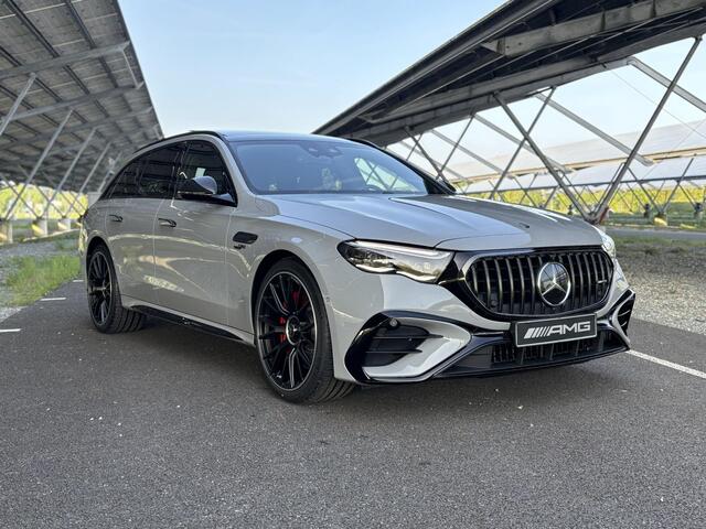 Mercedes-Benz E-KLASSE AMG 53 4MATIC+ Night Edition | Carbon interieur + exterieur | AMG performance stoelen | AMG Dynamic plus pakket | Panoramadak | Rijassistentiepakket + | Trekhaak | Stoelverwarming/ventilatie | Superscreen |