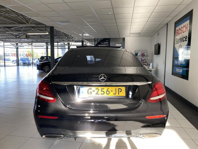 Mercedes-Benz E-KLASSE 200 Business Solution AMG Upgrade Edition Panodak /Camera/