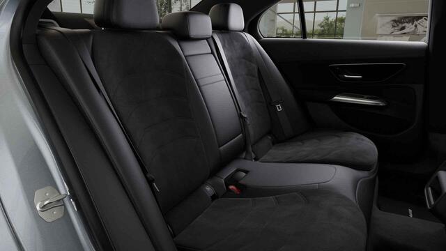 Mercedes-Benz E-KLASSE 300 e AMG Line | Superscreen | Winter pakket | Memory pakket | Digital Light | Sfeerverlichting |