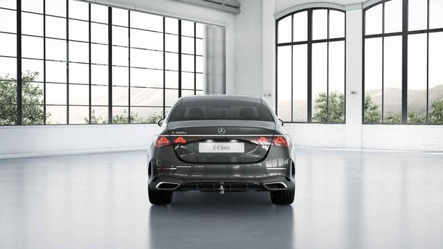 Mercedes-Benz E-KLASSE 300 e AMG Line | Premium plus | Luchtvering | Meesturende achteras | Night pakket | Winter pakket |