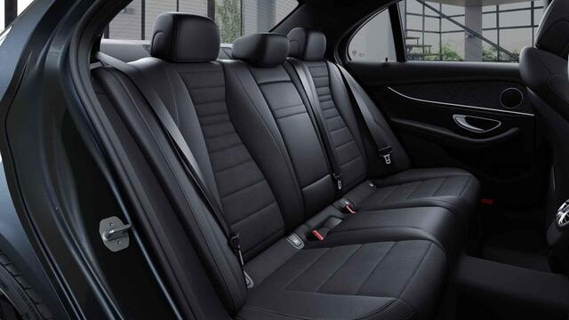 Mercedes-Benz E-KLASSE 300 e Business Solution AMG | Night | Agility control | Multibeam | Stoelverwarming | Widescreen |