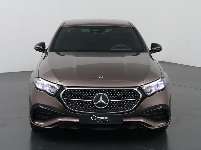 Mercedes-Benz E-KLASSE 300 e AMG Line | Trekhaak | Burmester 4D | 20 inch | Night pakket |