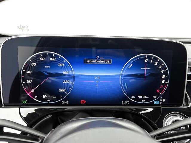 Mercedes-Benz E-KLASSE 300 e Sport Edition | Premium pakket | Trekhaak | Nightpakket | Winter pakket | Panoramaschuifdak | Burmester® 4D surround sound system | MBUX Superscreen | DISTRONIC | Parkeerpakket met 360°-camera |